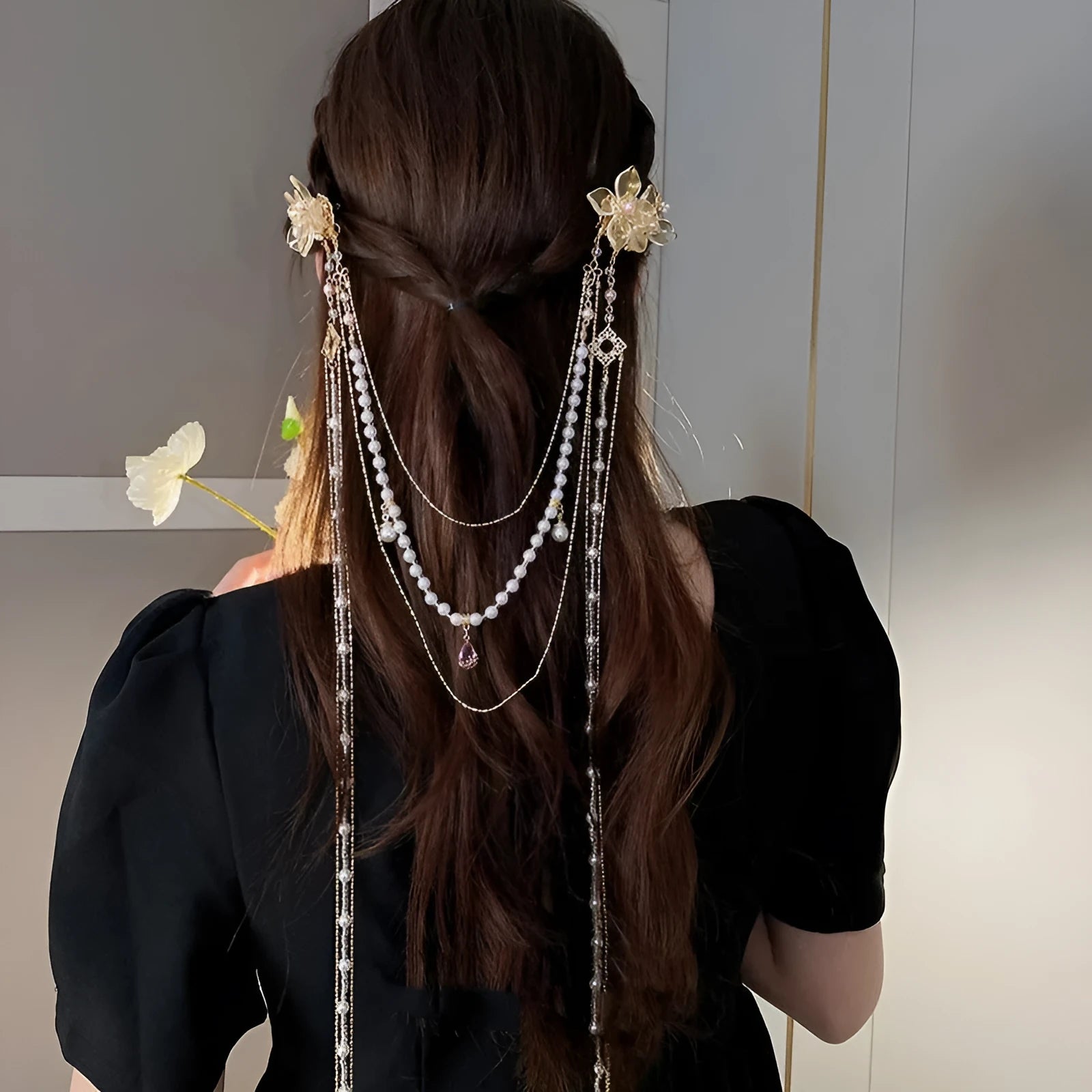 Gold acrylic women's hairpin with long tassel and pearl diamond accents