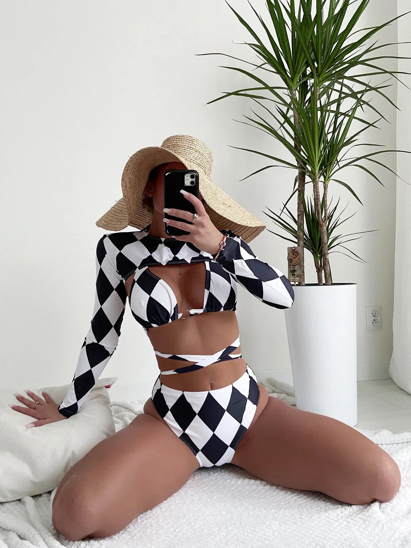 Ladies long sleeve plaid bikini three-piece swimsuit set