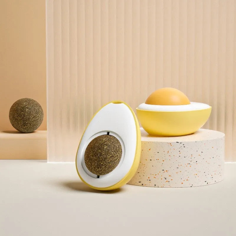 Catnip Ball Toy with Organic Silvervine and Natural Catnip for Interactive Play and Teeth Cleaning in Kittens and Adult Cats, Available in Fried Egg or Poached Egg Designs