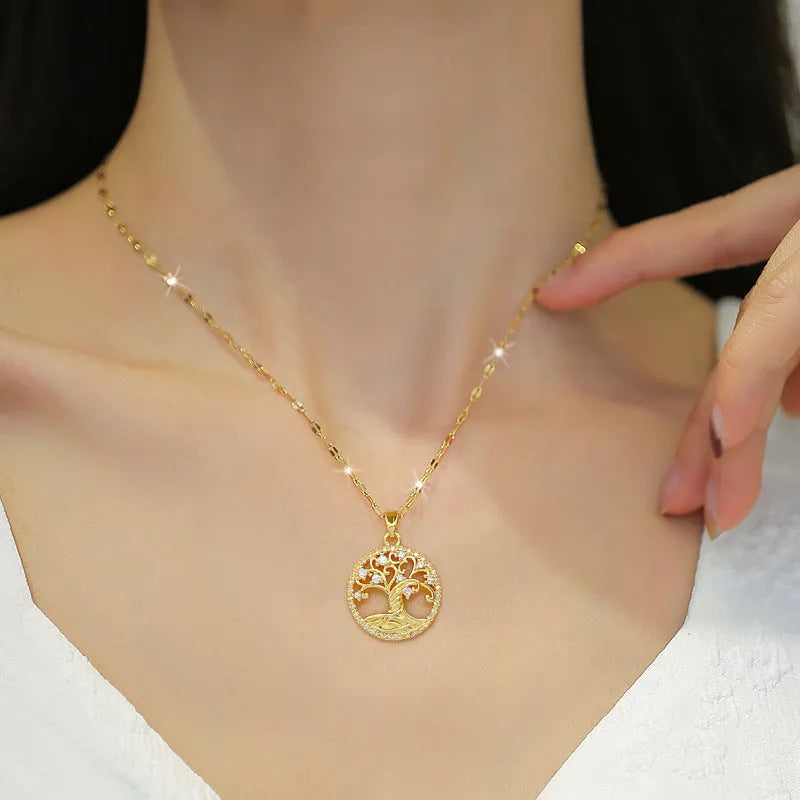 Gold-plated adjustable cross necklace with mother pearl pendant and rhinestone zircon details on 41-50cm chain