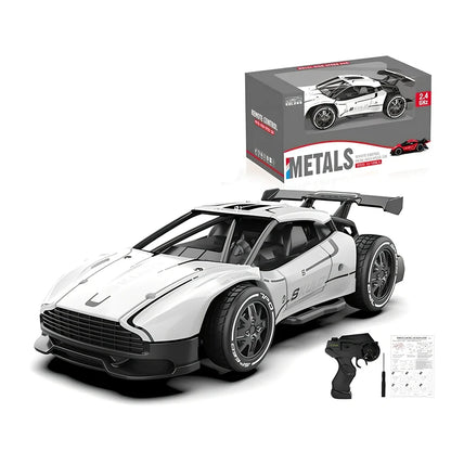 2.4G 4-channel RC drifting car in grey colour with handle remote controller and USB cable