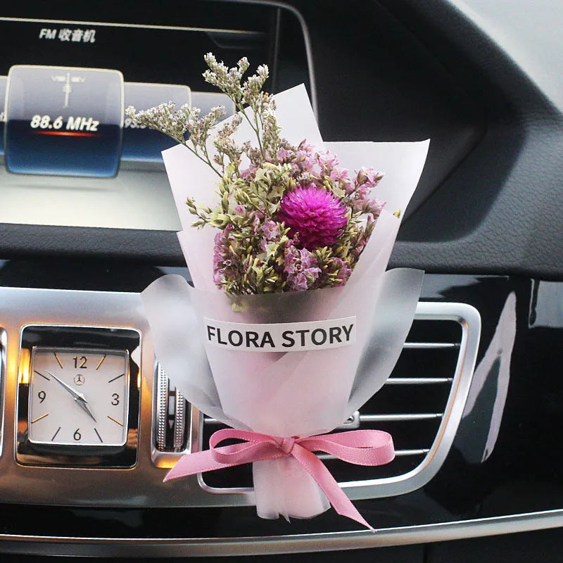 Dried flower car air freshener set with colourful bouquet and fragrance strips for air conditioning vents