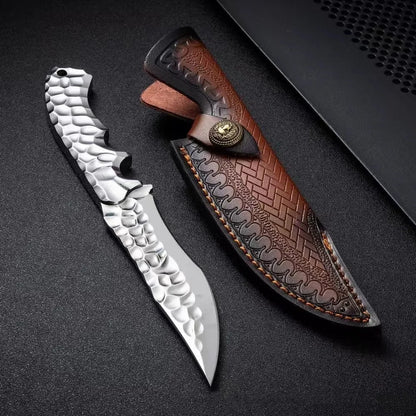 One-piece keel construction survival knife with 140mm blade, shown with optional Cold Ice K Sheath and Leather Case.