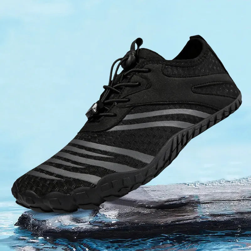 Quick-drying beach shoes with mesh lining and natural rubber sole in light gray, black or rose red, sizes 36-46