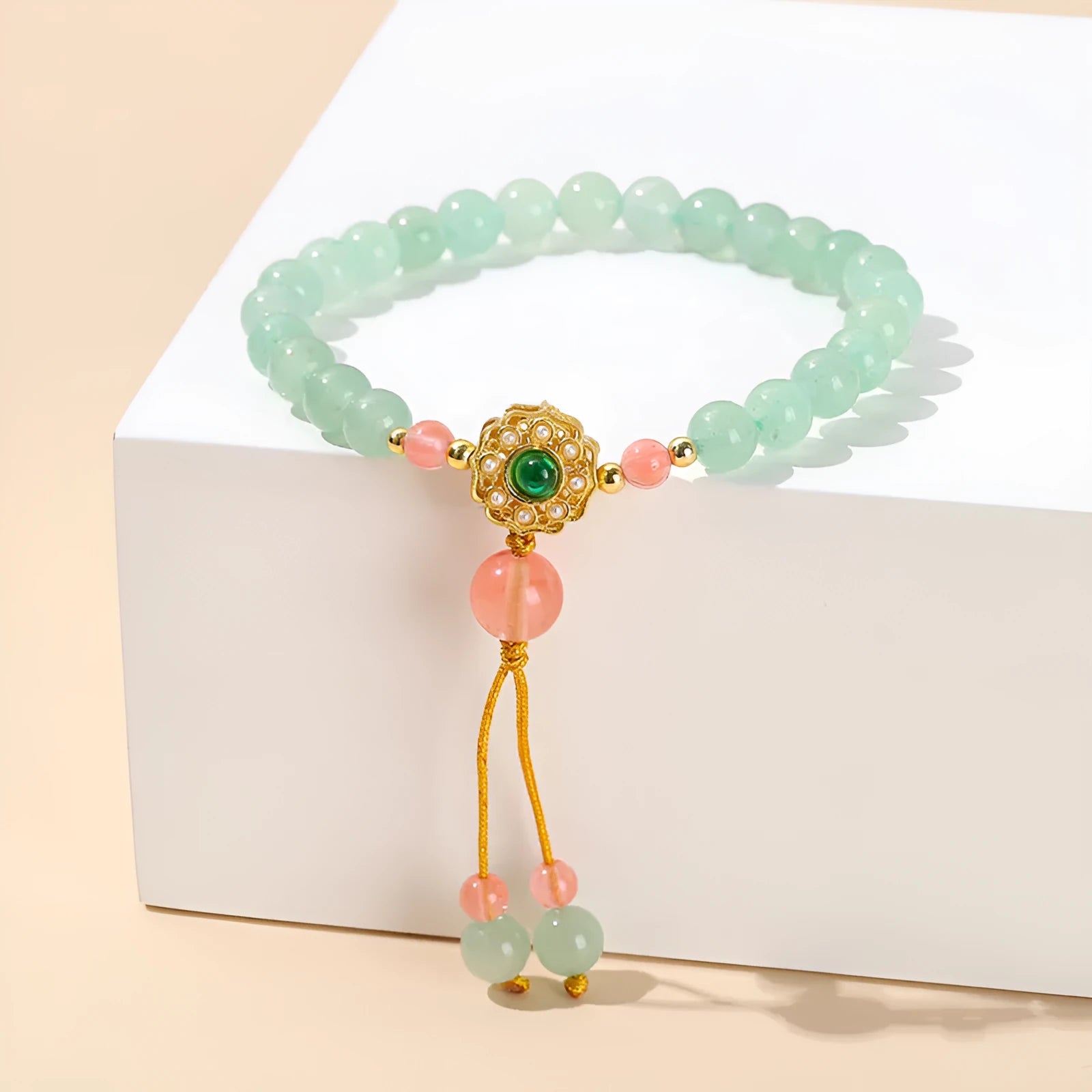 Green natural crystal Chinese-style bracelet for women and girls