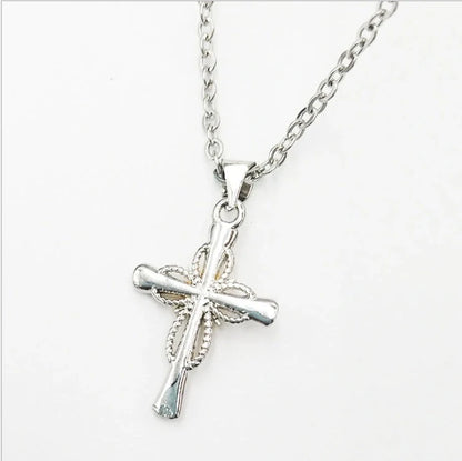 Stylish octagonal star cross alloy pendant with silver finish on a ring chain
