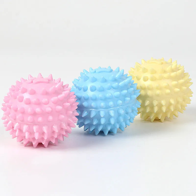 TPR dog chewing ball with footprint texture, 6cm diameter, in blue, pink or yellow