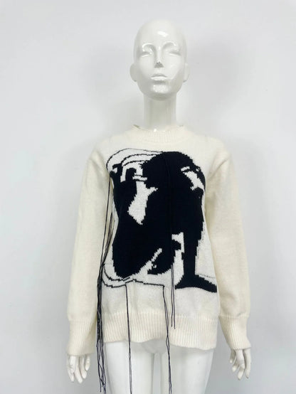 Women's alpaca wool sweater with abstract pattern tassel design in grey colour