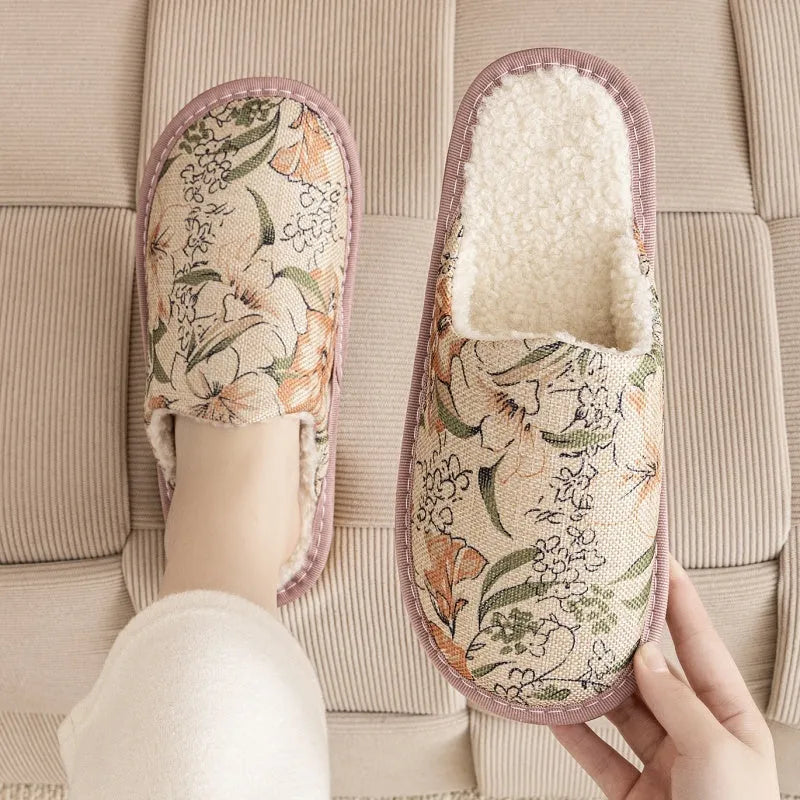 Warm winter linen-surface cotton household slippers in red flower colour with PVC sole.
