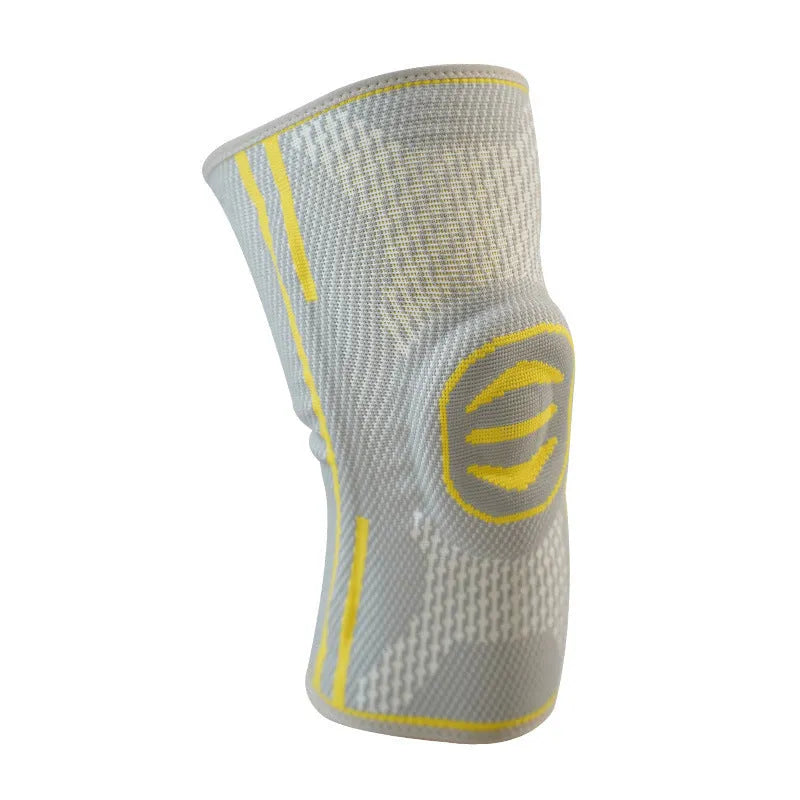 Cotton mountaineering knee pads in blue, green, or yellow colours for sports protection