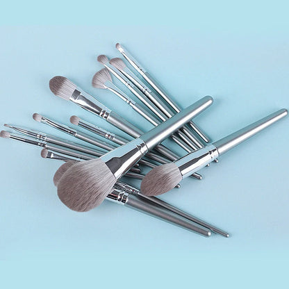 14-piece wooden handle makeup brush set with 4.5cm artificial fibre bristles and PU storage bag