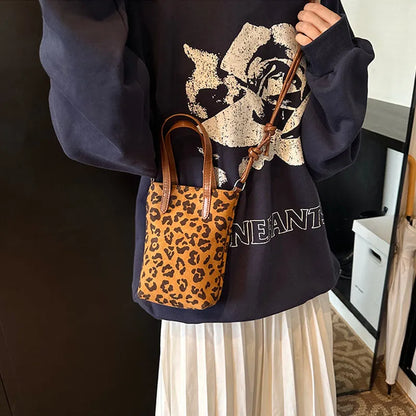 Women's retro leopard print crossbody bag with 166cm strap, square vertical PU shoulder bag in khaki or brown