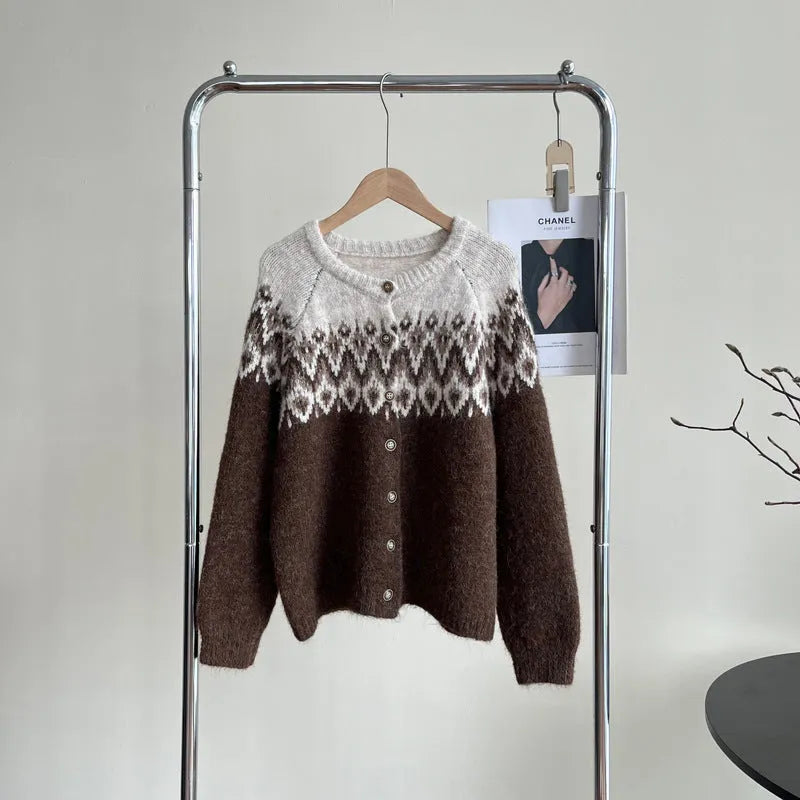 Women's contrast colour jacquard thickened sweater coat in loose fit with long sleeves, available in milky white, brown, and navy blue