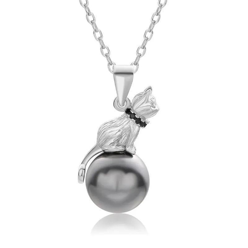 925 sterling silver cat pendant necklace with delicate clavicle chain and electroplated finish