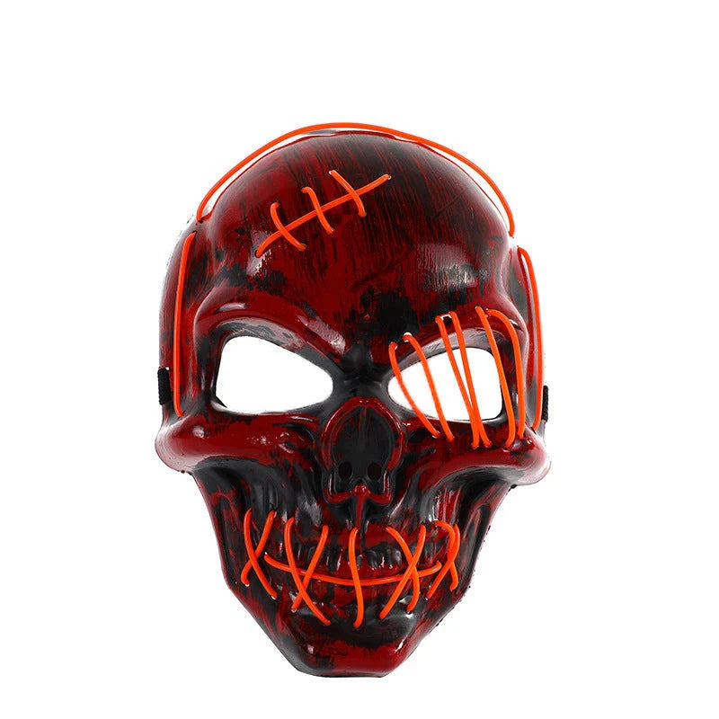 Frightening one-eyed pirate mask with glowing LED lights, perfect for Halloween parties and celebrations