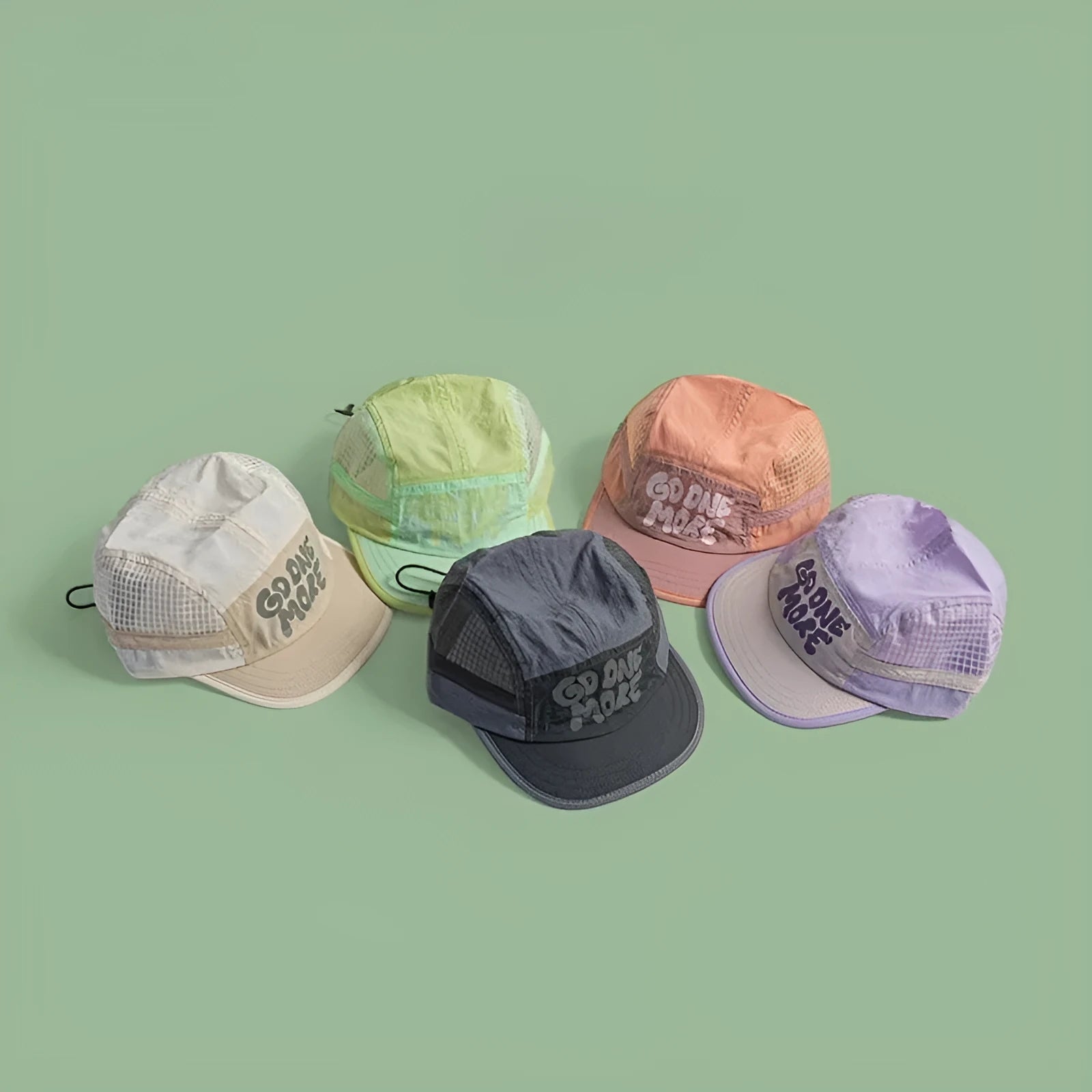 Gradient quick-drying mesh baseball cap with dome crown and English letters in multiple colour options