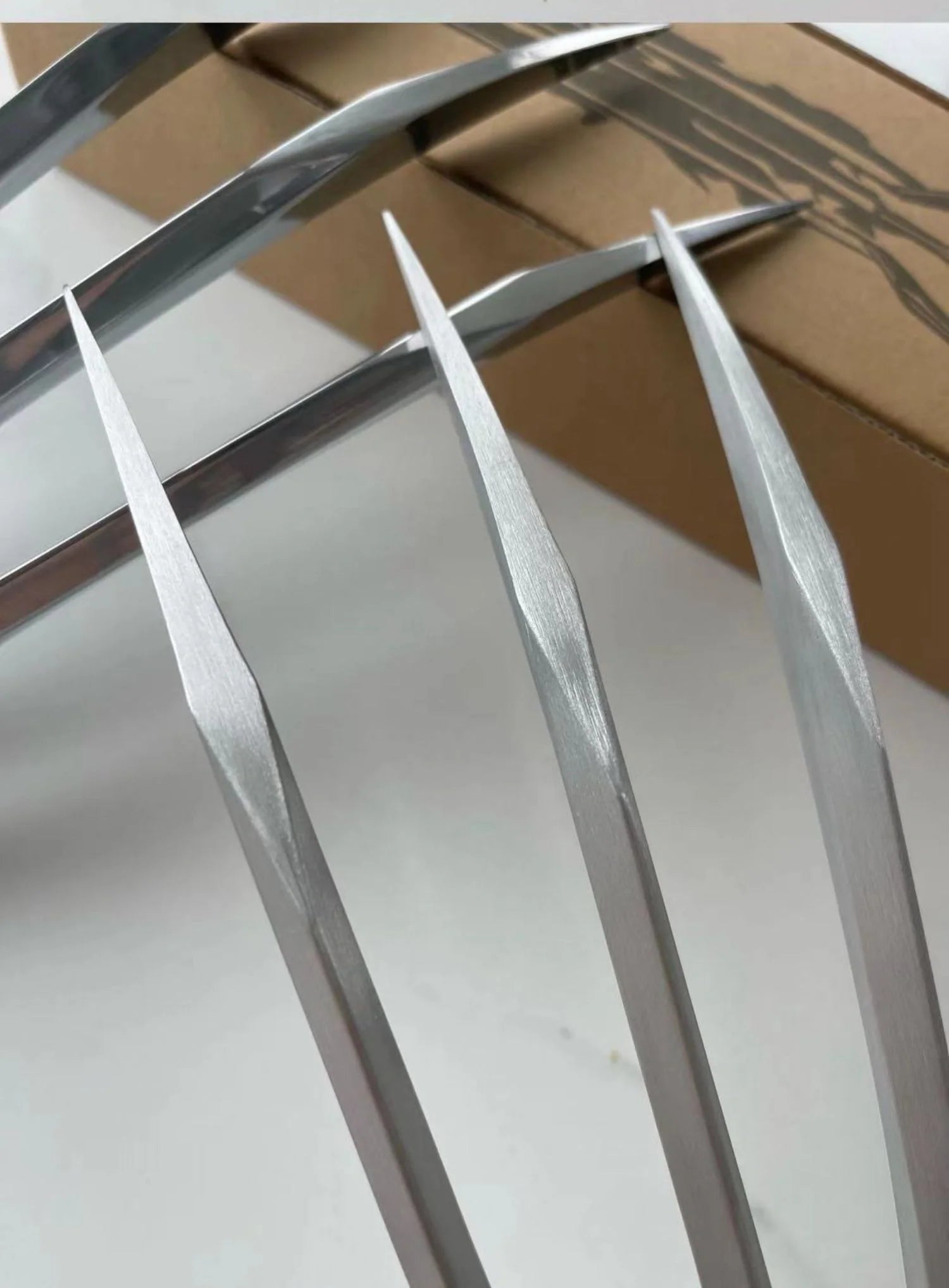 Aluminium alloy cosplay war claws in mirror and matte finishes