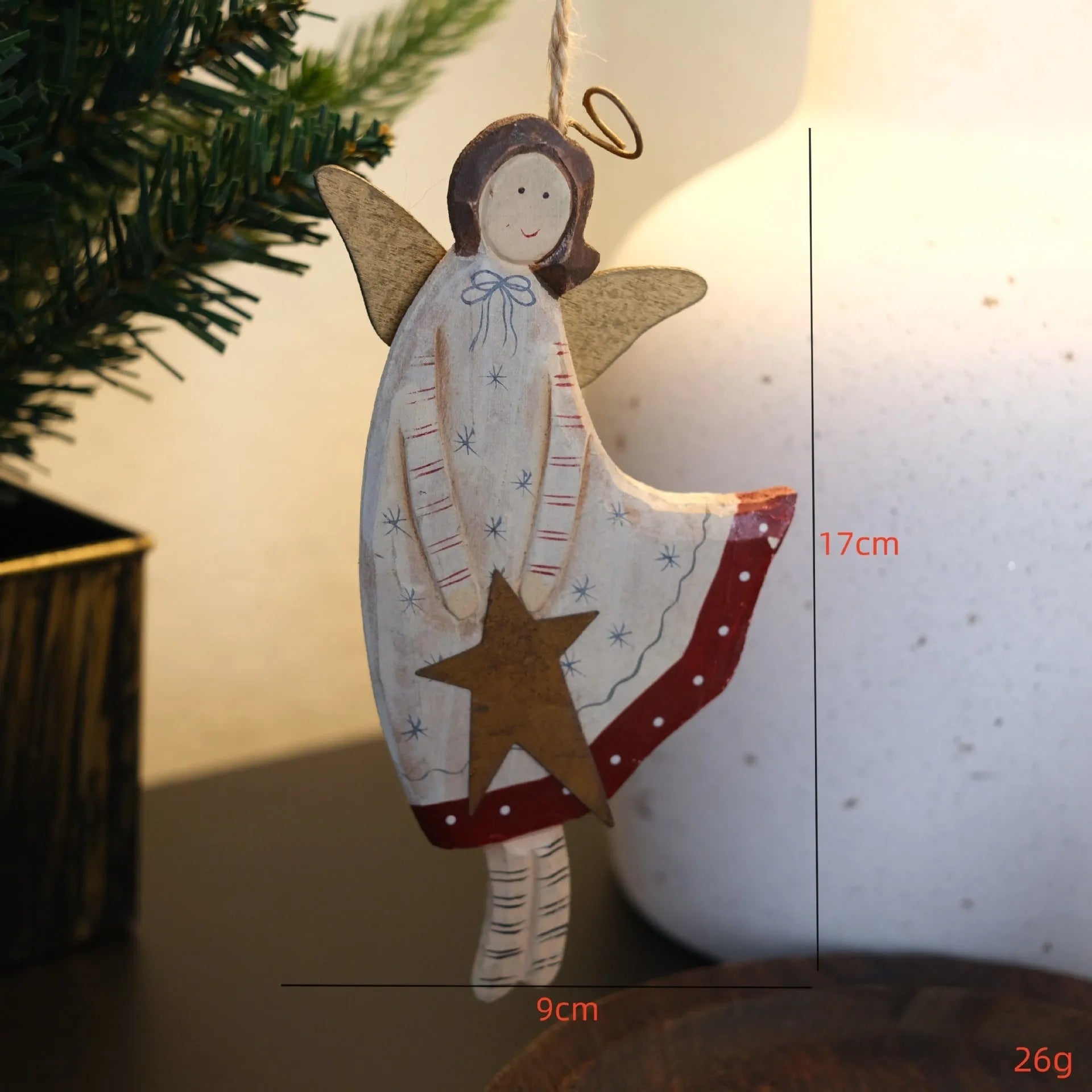 Hand-painted wooden pendant with carved designs in American country style for door or wall decoration