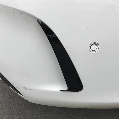 Rear wind blade ABS bumper sticker in piano black or carbon fibre pattern, 250 measurement, one set