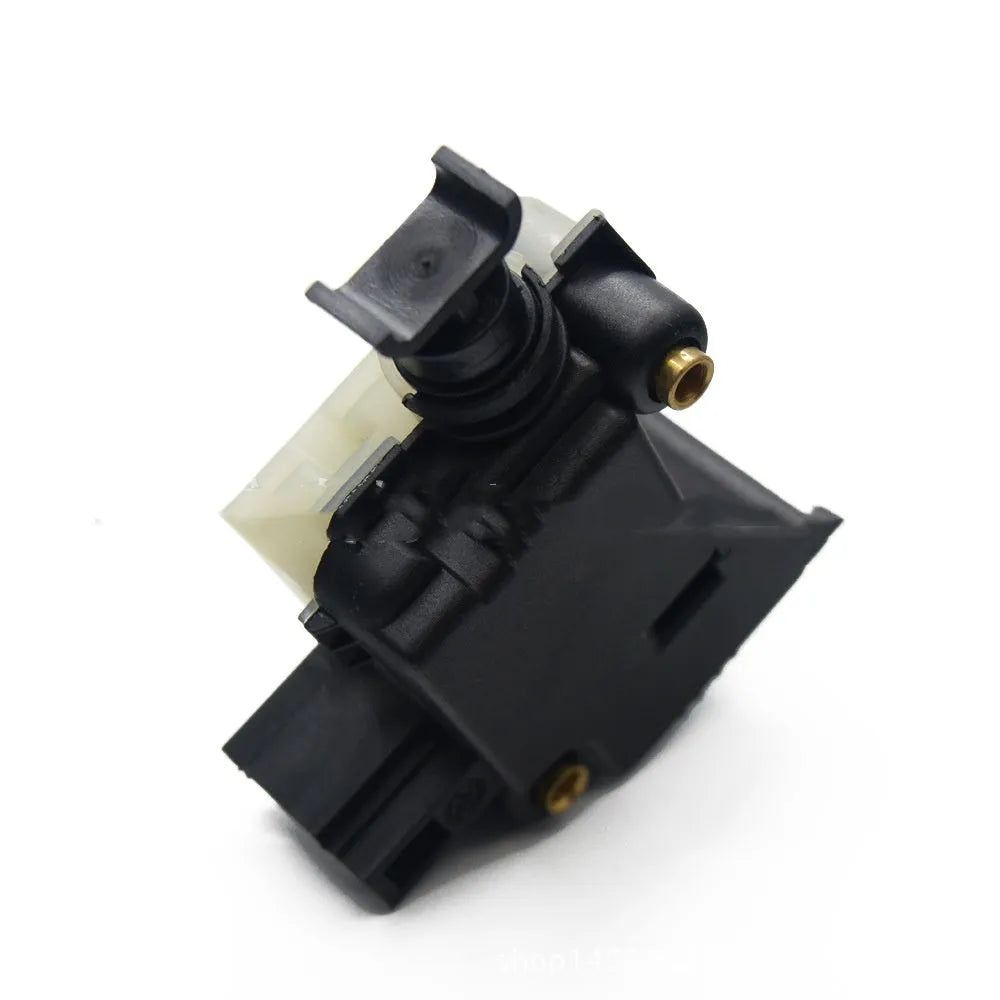 Black tailgate lock actuator motor 3B5827061B for Volkswagen Passat Beetle Touareg Golf Sagitar