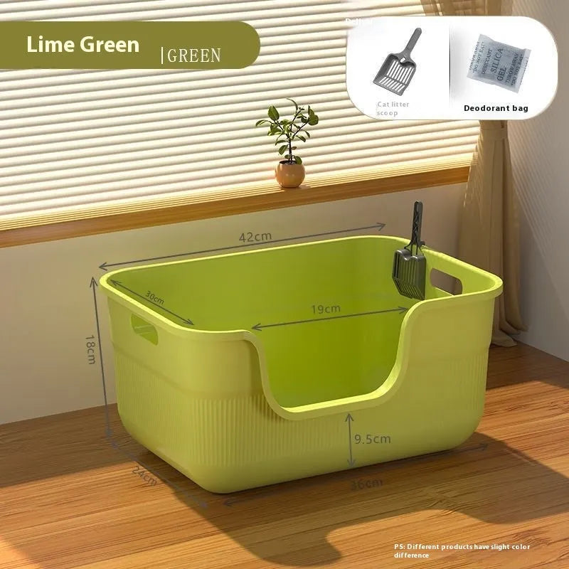 Oversized semi-closed cat litter box in selected colour with free extra-large litter scoop