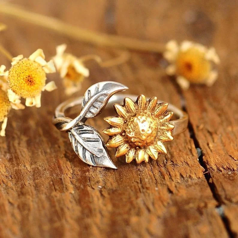 Bohemia Two-tone Sunflower Adjustable Ring with floral design and adjustable band