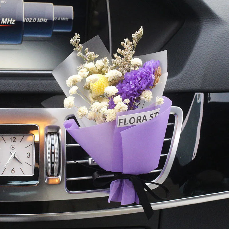 Dried flower car air freshener set with colourful bouquet and fragrance strips for air conditioning vents