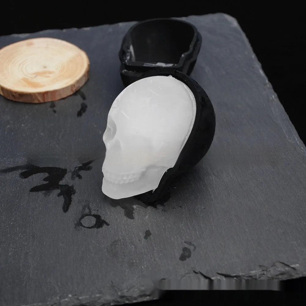3D skull-shaped ice cube tray made from food-grade silicone for Halloween drinks