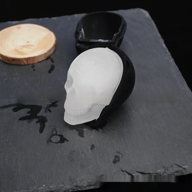 Halloween Skull Ice Cube Maker Tray made from food-grade edible silicone measuring 5.8 x 8.5 x 7 cm for themed drinks, cocktails, and chilling punch, supplied in a single OPP or colour box package, weighs either 100g or 122g