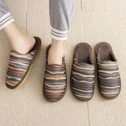 Warm winter linen-surface cotton household slippers in red flower colour with PVC sole.
