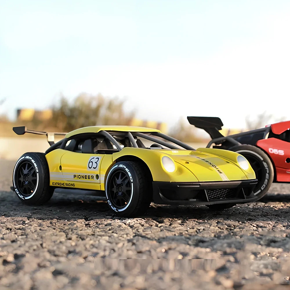 2.4G 4-channel RC drifting car in grey colour with handle remote controller and USB cable