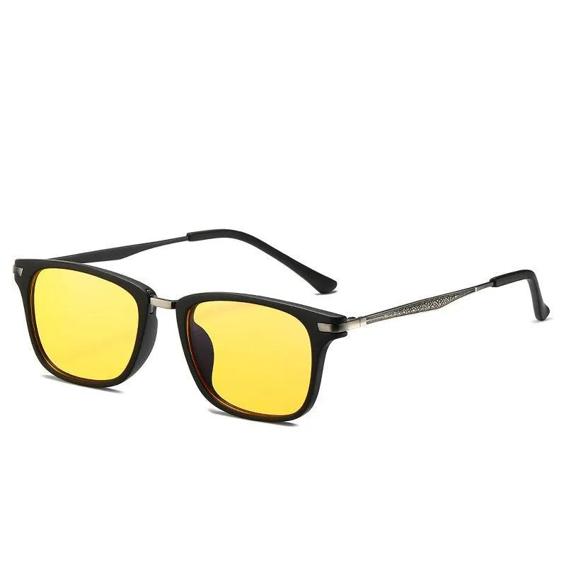 Full frame anti-blue light myopia glasses for men, square TR90 and metal frame with PC lens, retro literary style