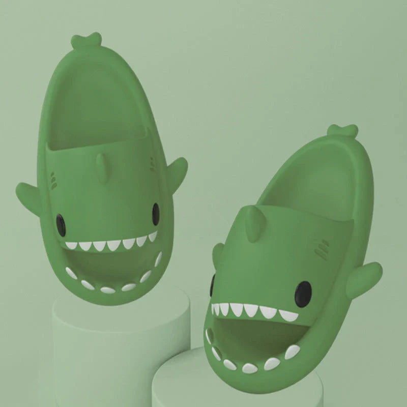 Cozy shark-themed slippers made of premium EVA material for indoor and outdoor wear