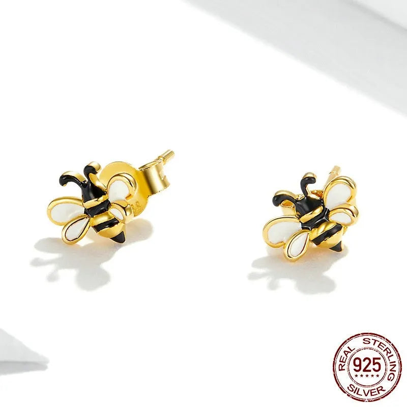 S925 silver bee insect ear studs in Mori style, each measuring 0.7 x 0.8cm, shown as a pair