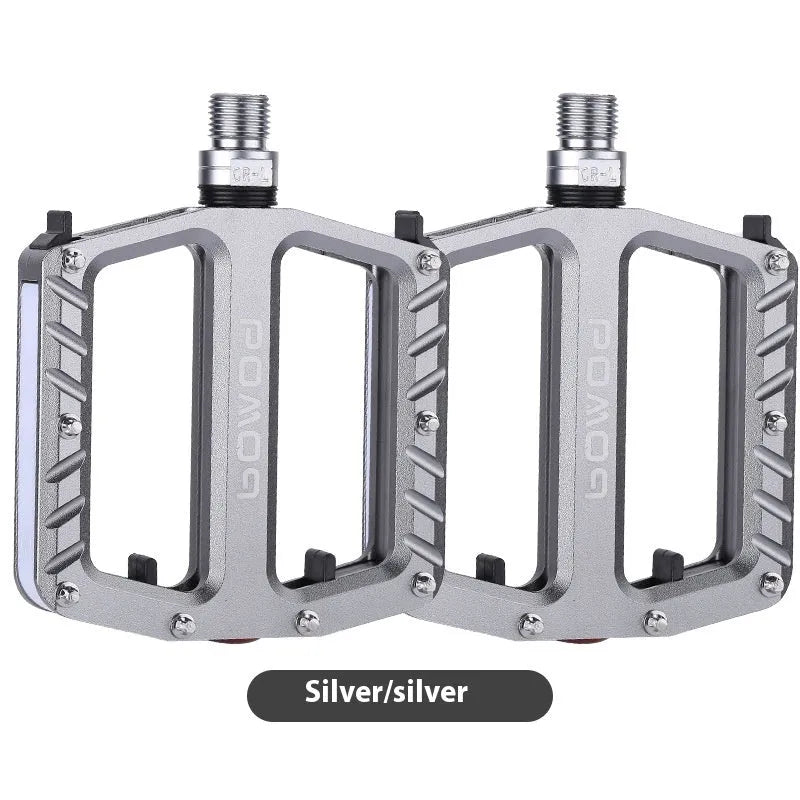 Bicycle luminous pedal with LED lights in aluminium alloy construction