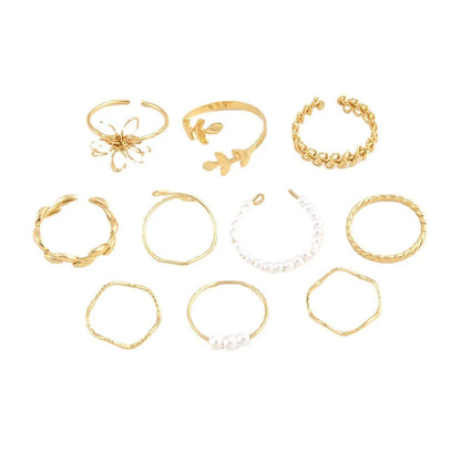 Gold openwork flower pattern ring set with electroplated glossy finish