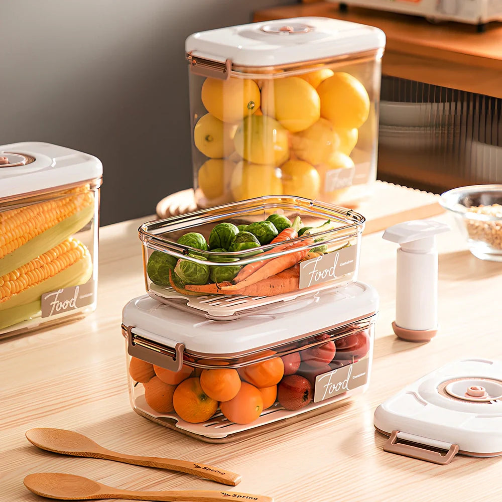 Transparent vacuum food storage box with manual pump and removable drainage net for extended freshness