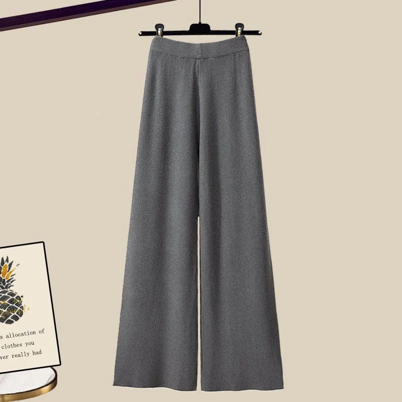 Women's 3-piece knitted sweater suit with shirt and wide-leg pants in grey and white
