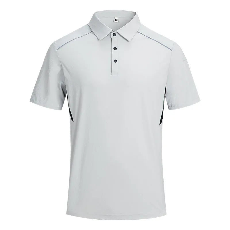 Man wearing a solid colour quick-dry work shirt with short sleeves and ice feeling technology.