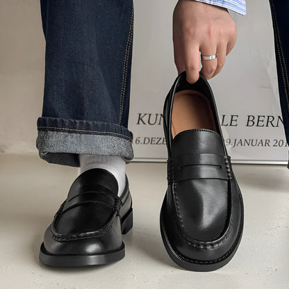 Men's slip-on casual shoes in microfiber with a rubber sole, shown in a neutral colour