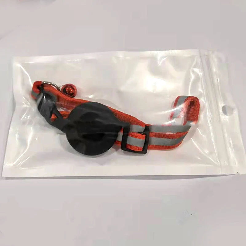 Adjustable Airtag pet collar with reflective strip and bell for cats and dogs