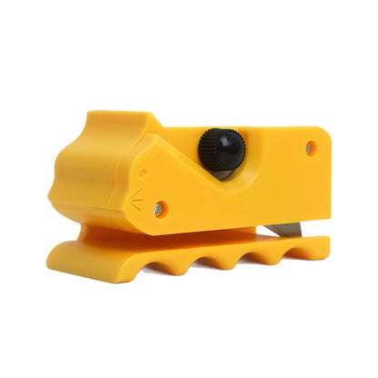Cartoon cat-shaped corrugated paper cutting knife in assorted colours