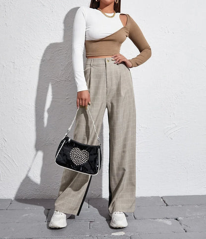 Trendy colorblock cropped strapless top with long sleeves for women