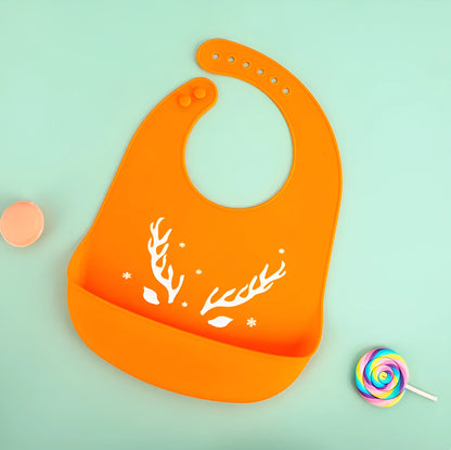 Silicone baby bib with cartoon print, waterproof and antifouling, for ages 0-6 years