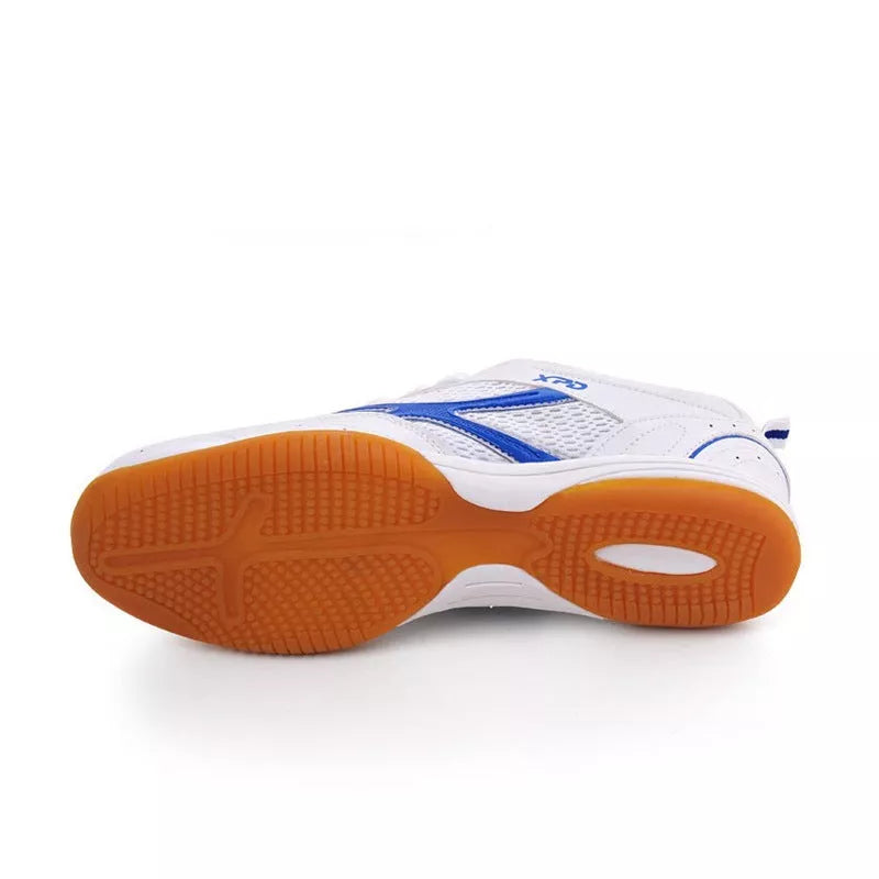 Table tennis training shoes in white and blue or white and red, sizes 30-46