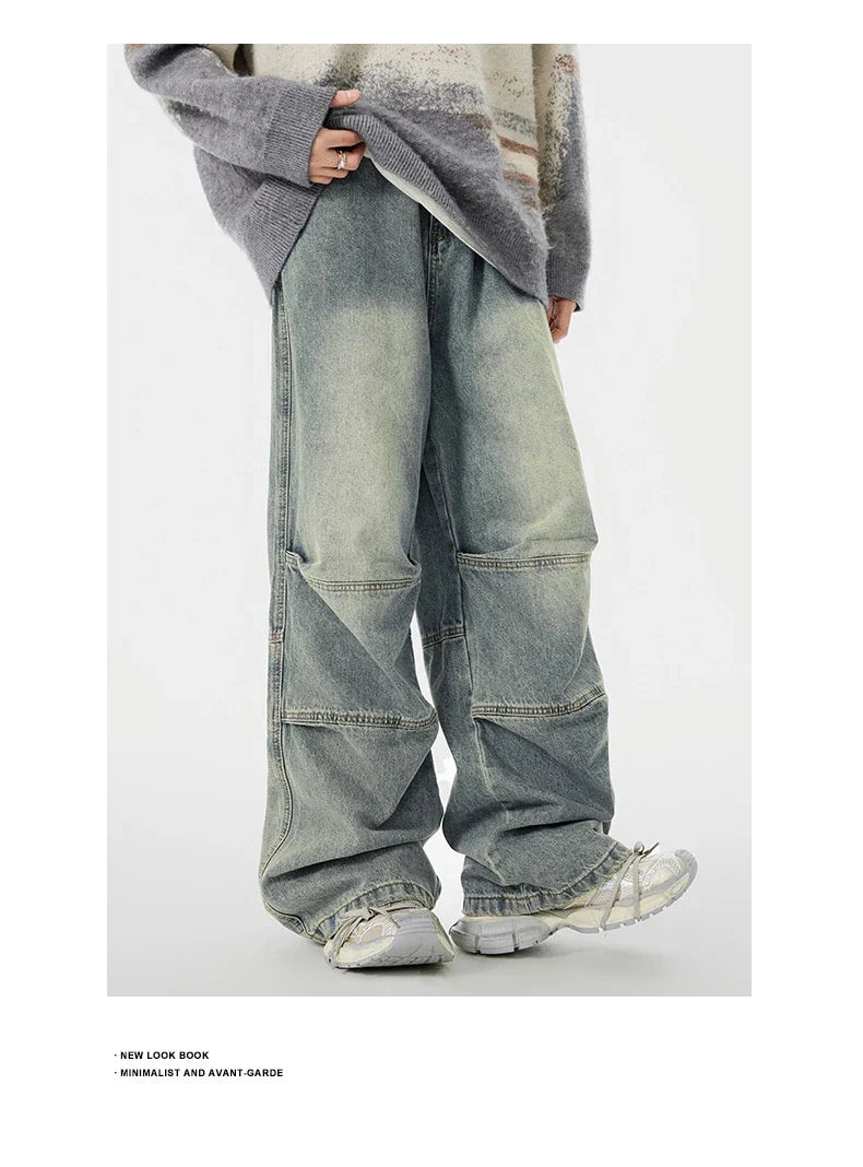 Men's overalls in retro blue denim with zipper fly and comfortable mid-waist design