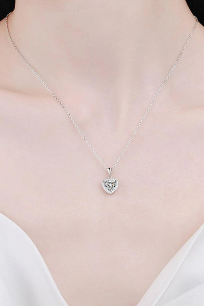 Elegant 1 Carat Moissanite Heart Pendant Necklace in 925 Sterling Silver, showcasing a captivating heart-shaped moissanite stone with exceptional brilliance.