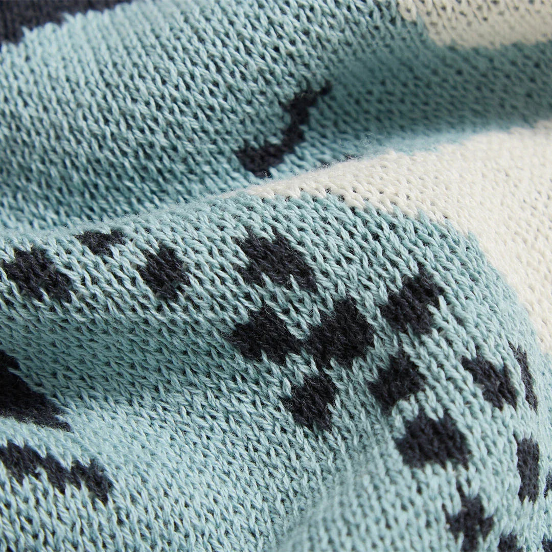 Cosy Sea Horse Cotton Throw Blanket in pink and lake blue colours, featuring a playful sea horse pattern and jacquard weave design.