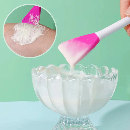 Luxurious silicone bear-shaped face mask applicator brush in various colours for effortless, even skincare product application