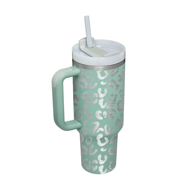 Premium insulated travel mug with straw, made of high-quality stainless steel to keep drinks hot or cold for up to 24 hours